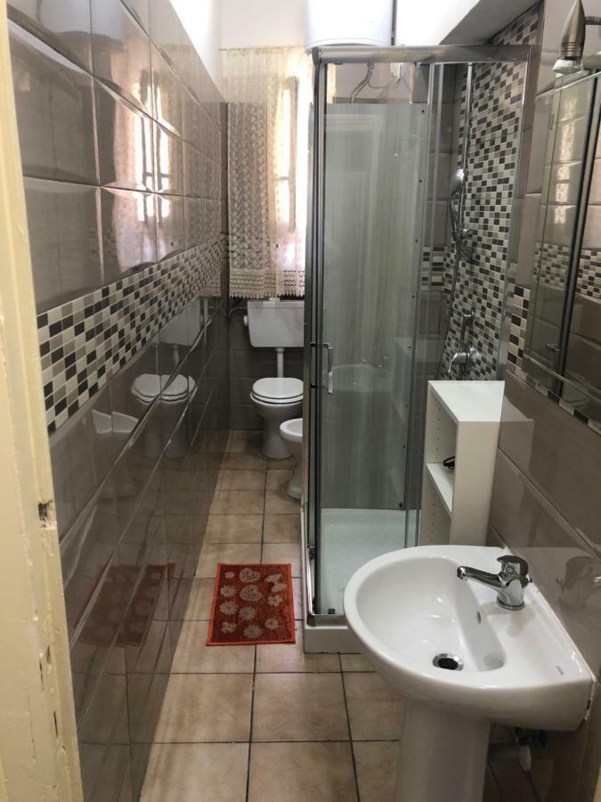 La Casa Di Fafa Bed & Breakfast เนเปิลส์ ภายนอก รูปภาพ