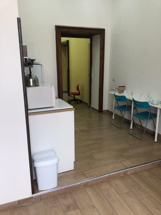 La Casa Di Fafa Bed & Breakfast เนเปิลส์ ภายนอก รูปภาพ